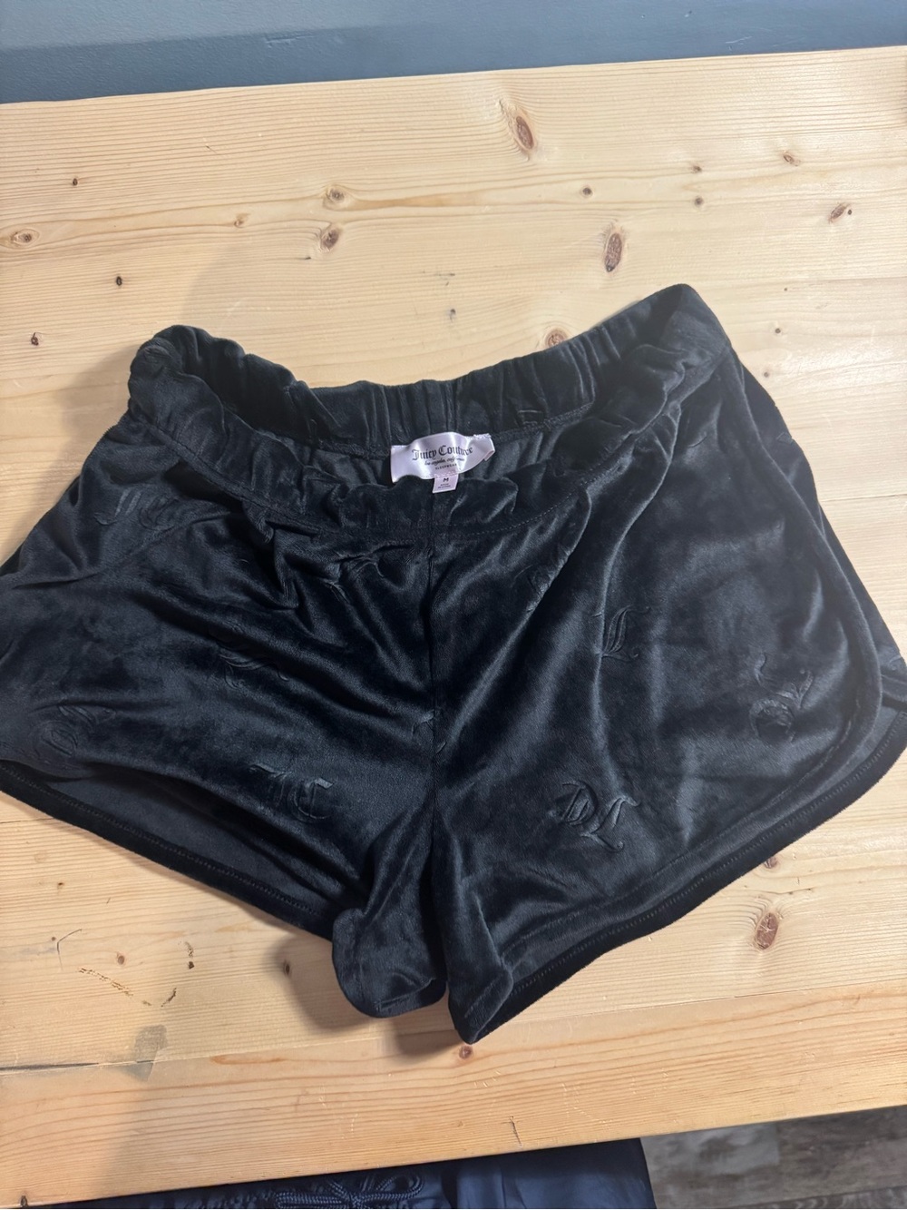 JUICY COUTURE Black Velour Shorts